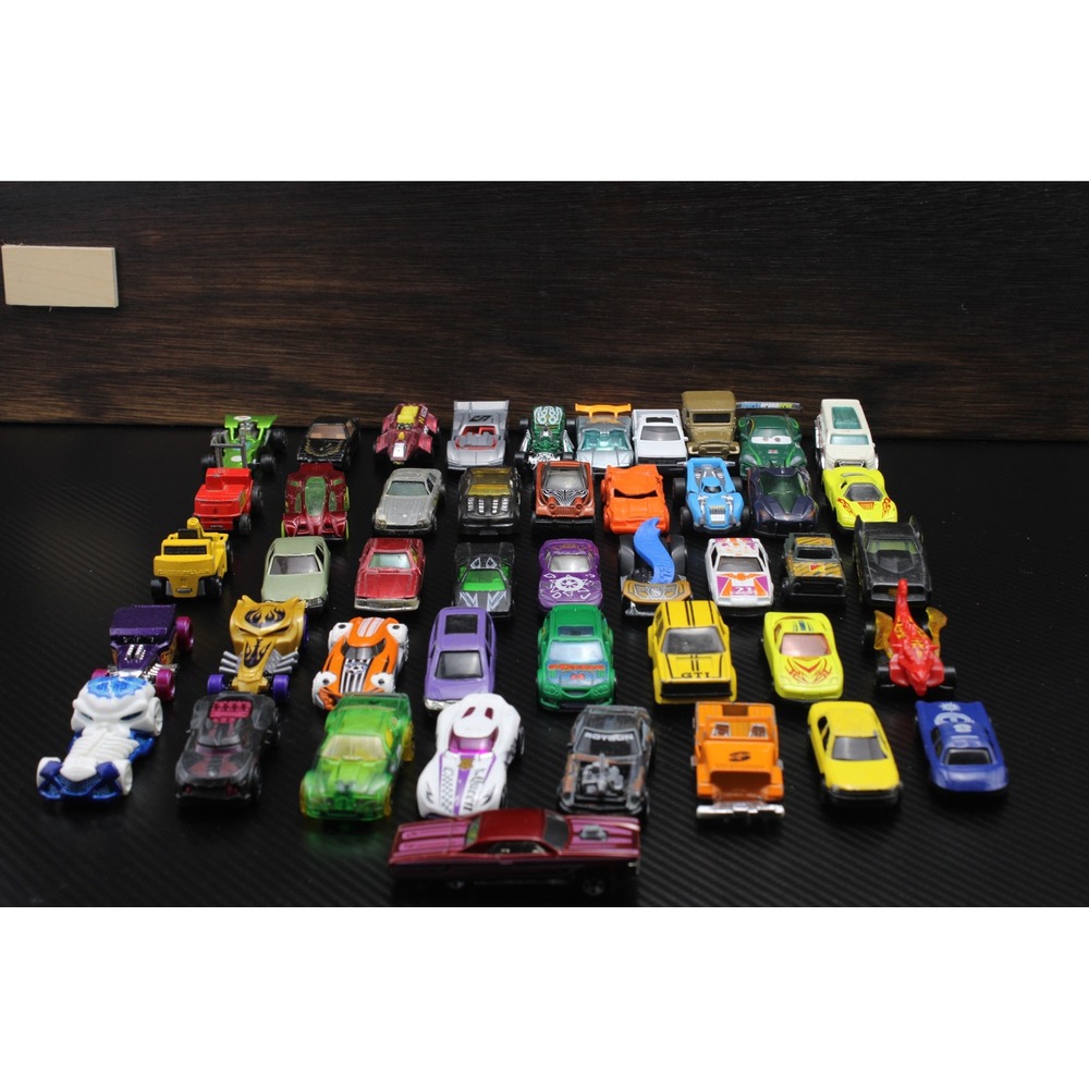 Hot Wheels Matchbox Diecast Car Lot 40pc Batmobile VW GTI‎ Rotsun Disney Cars